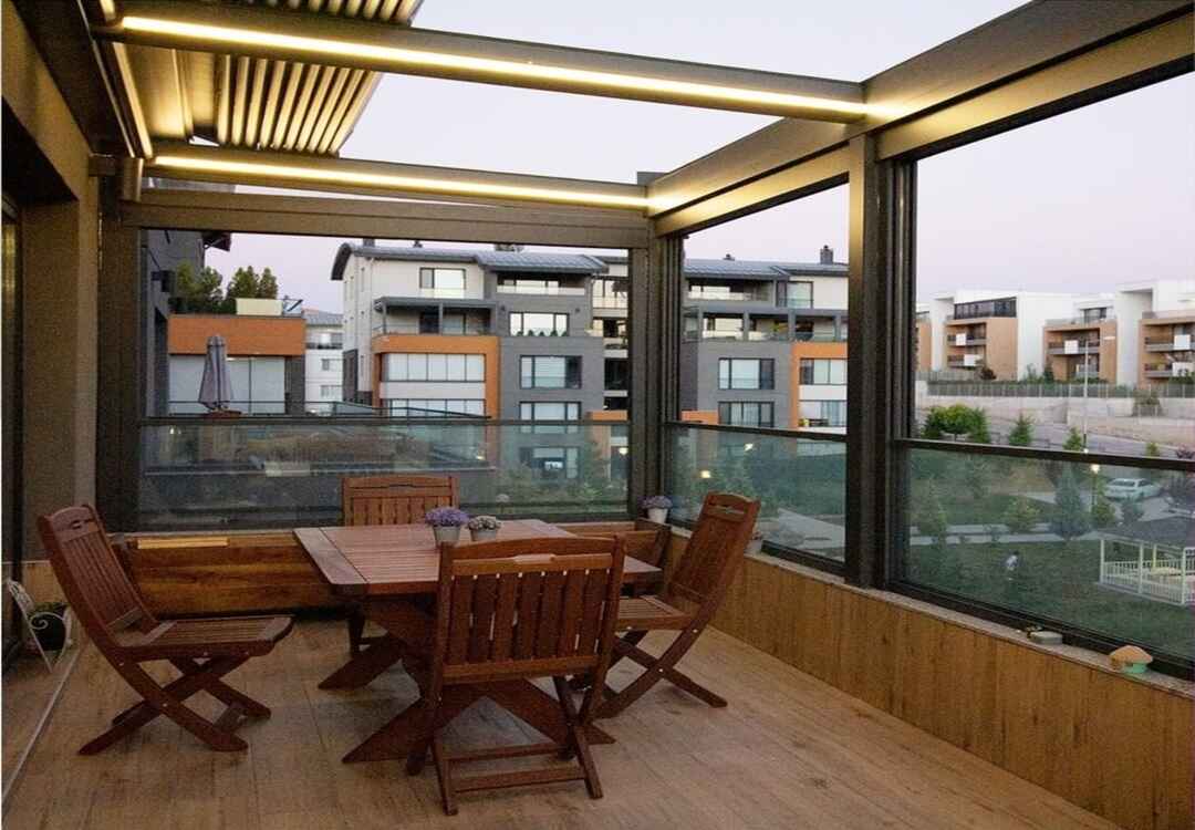 Retractable Roof