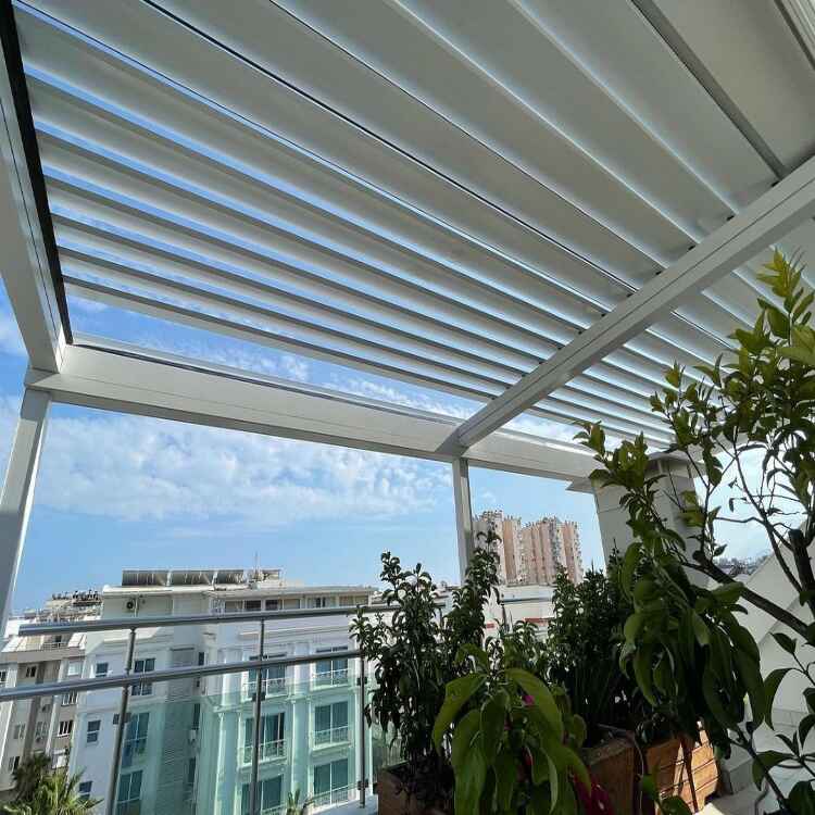 Bioklimatik Pergola Su Geçirir mi