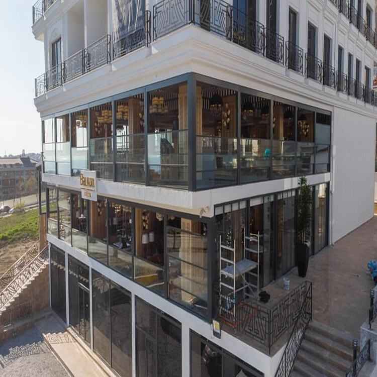 Giyotin Cam Balkon
