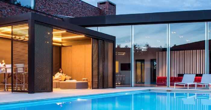 Rolling Roof Pergola